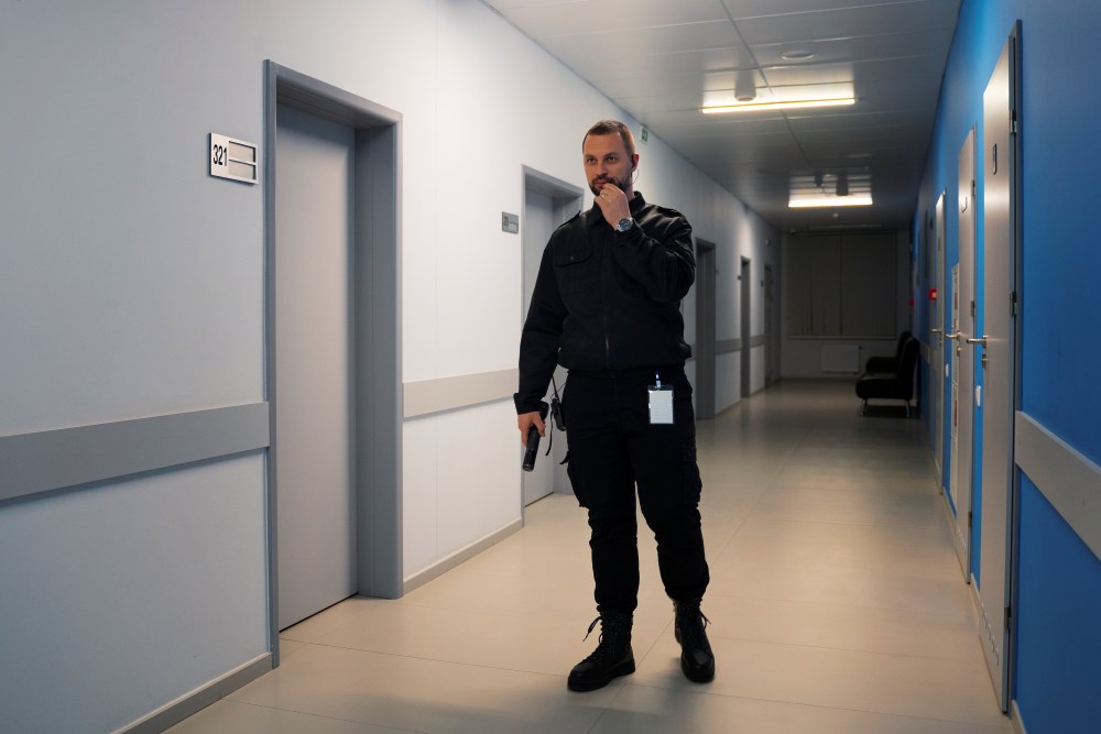Hospital Security Guards Are Unarmed
