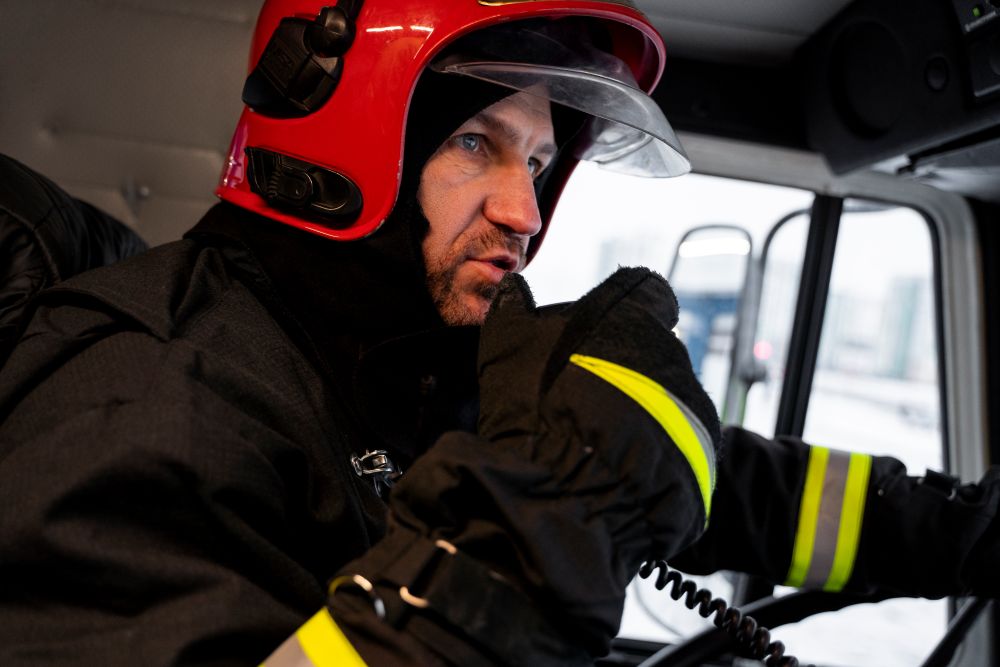 Role of Professional Security Guards in Wildfire Zones
